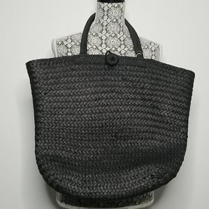 Woven black tote